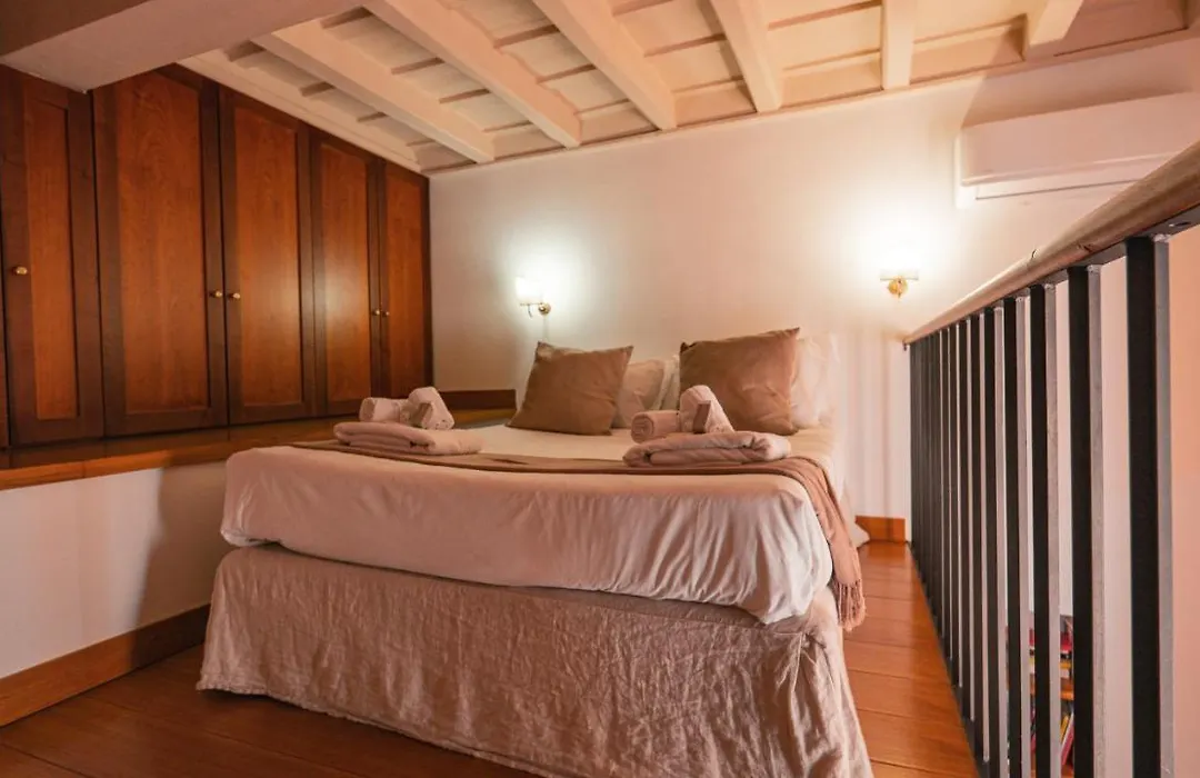 Navona Family House-1