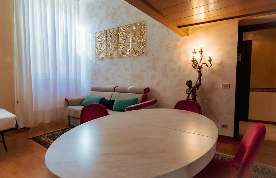 Navona Family House-1