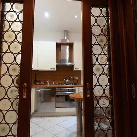 Navona Family House-2